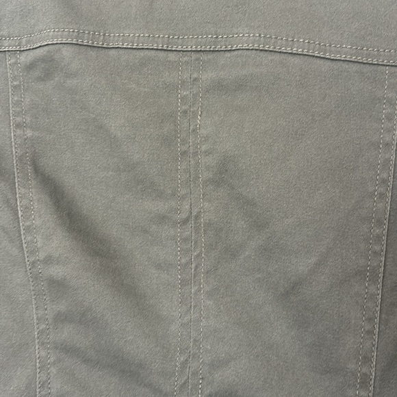 ✨ANY 2 FOR 15 ANY 3 FOR 20✨- Dynamite Green Army Jacket - Picture 4 of 10